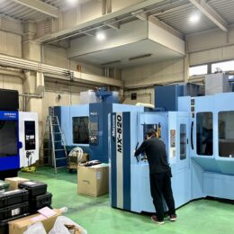 新規設備　5軸機5台　3軸機1台　6台導入